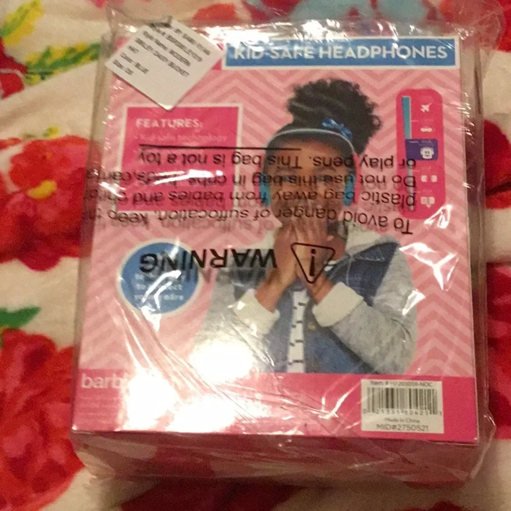 Barbie Kids Headphone - New In Box (kids)